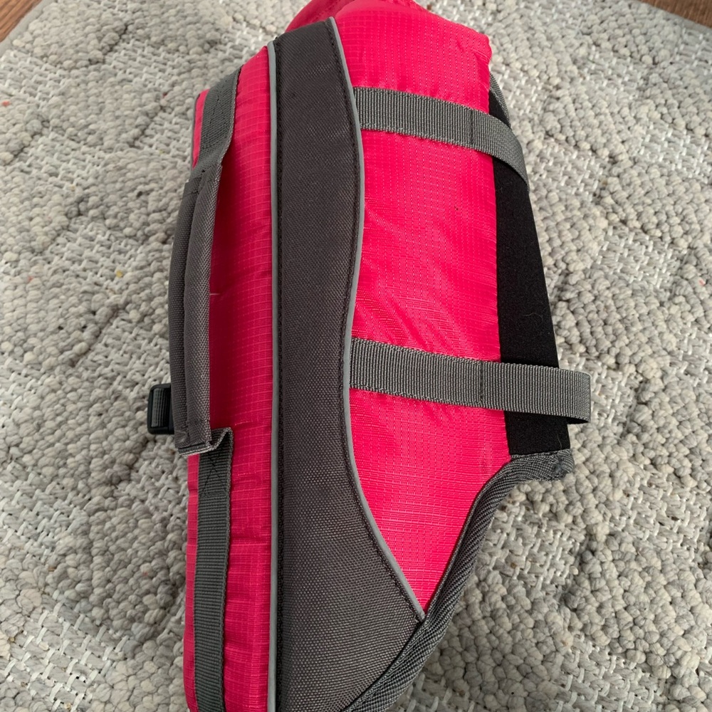 Dog Life Jacket - Picture 2 of 6